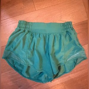 Green LULULEMON hotty hot shorts!!
